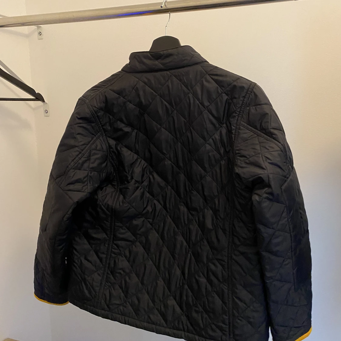 Barbour jacka.  - 90