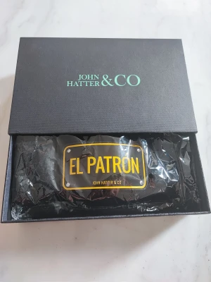 John hatter Beanie El Patron  - Helt ny John hatter Beanie El Patron  säljes.