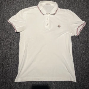 Monceler pike storlek m skick 9/10 - Stockholms stil
