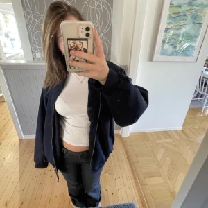 bomberjacka  - snygg oversize bomberjacka i mörkblå