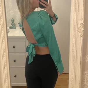 Topp  - Supersöt topp från Vera Moda💗säljer då den itne kommer till användning💗