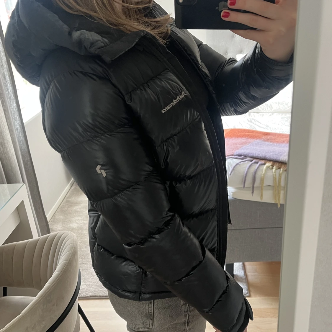 SLUTSÅLD peak performance jacka  - 90