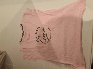 Gant t-shirt  - Fin Gant t-shirt i Stl M