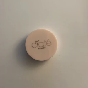Bronzer - Helt oandvänd. Nypris 100kr