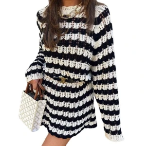 Klänning - Säljer denna jättefina stickade klänningen från Zara ❤️ knappt använd