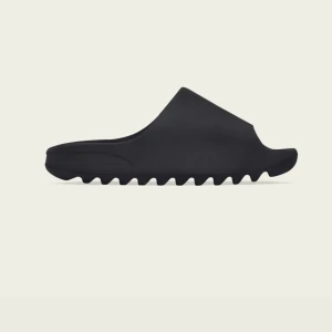 Yeezy Slide onyx - Köpta från Adidas Confirmed Öppen för förhandling