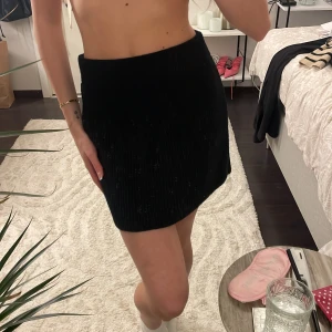 Kjol - Stickad kjol från zara 💓