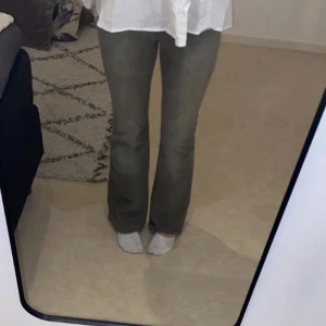 Low waist jeans - Low waist gråa jeans🤍