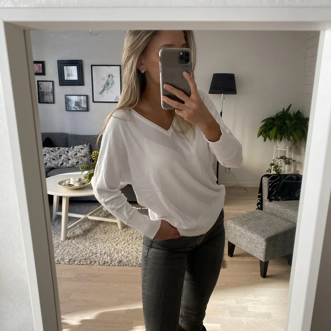 Vit v ringad tröja - 90