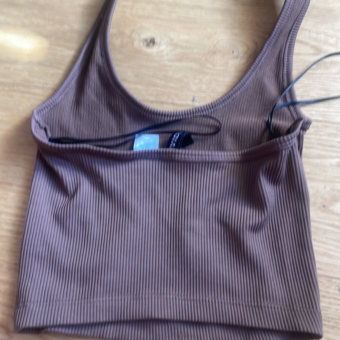 Brun croptop XXS - 90