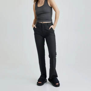 Kostymbyxor! - Mid waist kostymbyxor i jättebra skick! Endast andvänd fåtal gånger och inga defekter💓💓