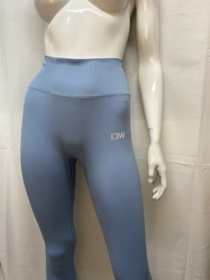 Blåa ICANIWILL träningsbyxor - Helt nya träningsbyxor i storlek S. Jättefin passform och inga defekter. 