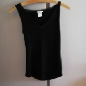 Ull linne  - Rätt så använt linne med ull och spets från linex.