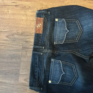  guess premium jeans - Skitfina guess premium jeans🤩 strl 26🤝