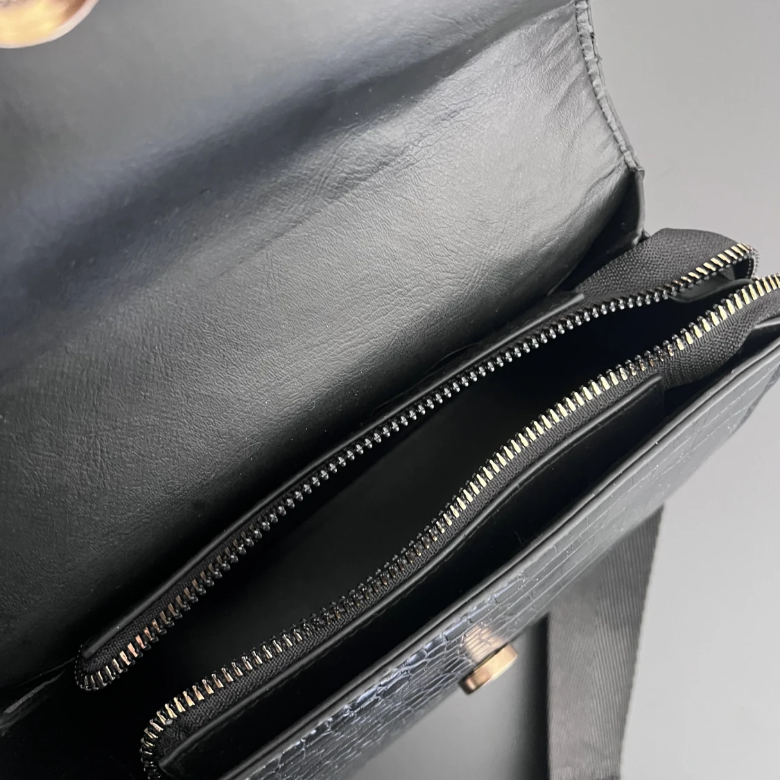 Svart väska från glitter - 90