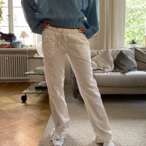 Säljer mina fina linnebyxor ❤️ - Slutsålda linnebyxor ifrån Roxy💖, storlek M 