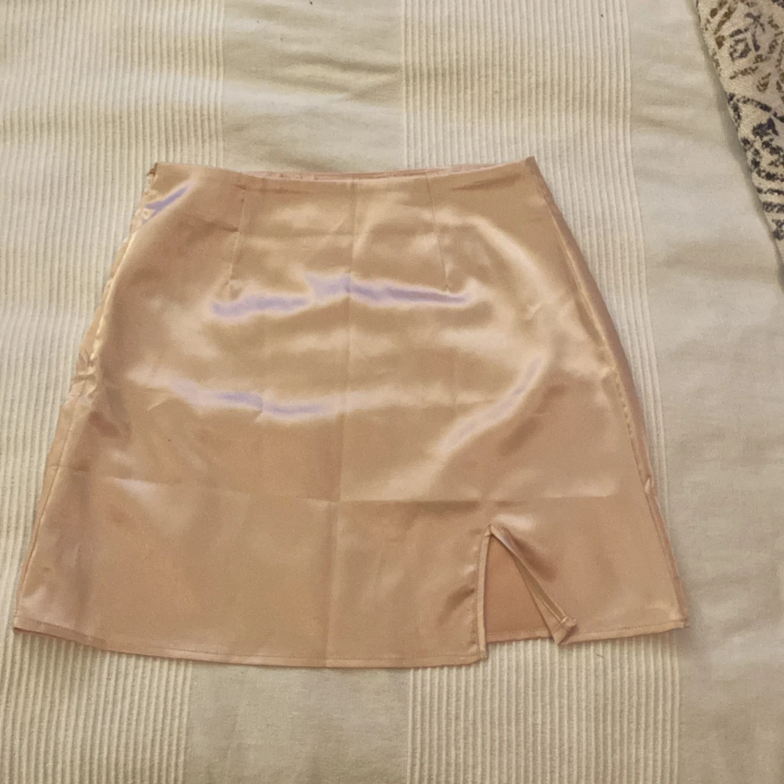 kort kjol med slits - 91