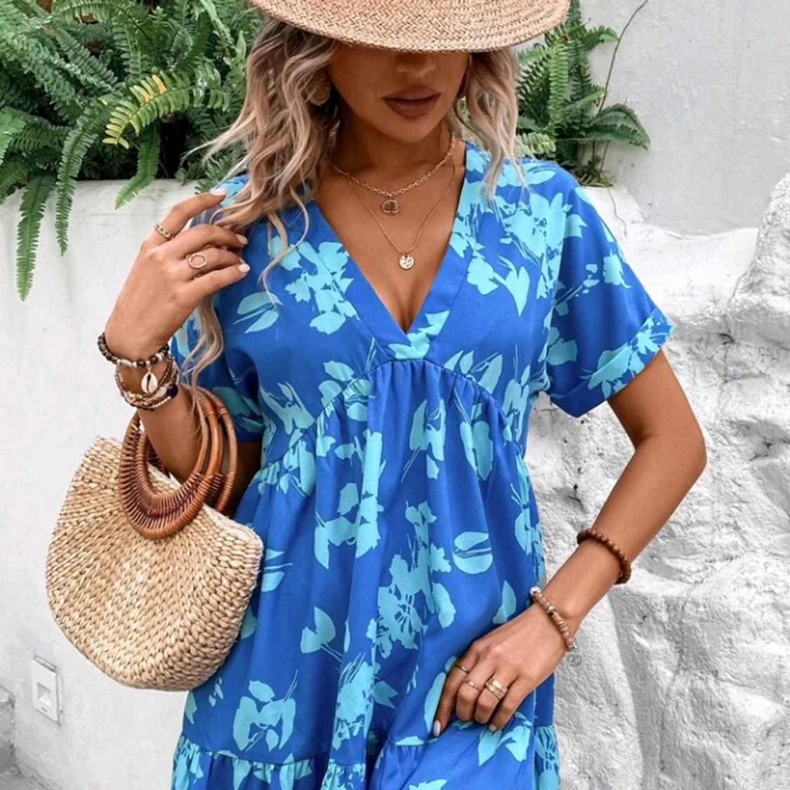 Blommig klänning M - Oänvand - 90