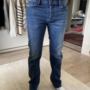 Diesel jeans - Ett par superfina diesel jeans som tyvärr ej används!😍strlk W30L32