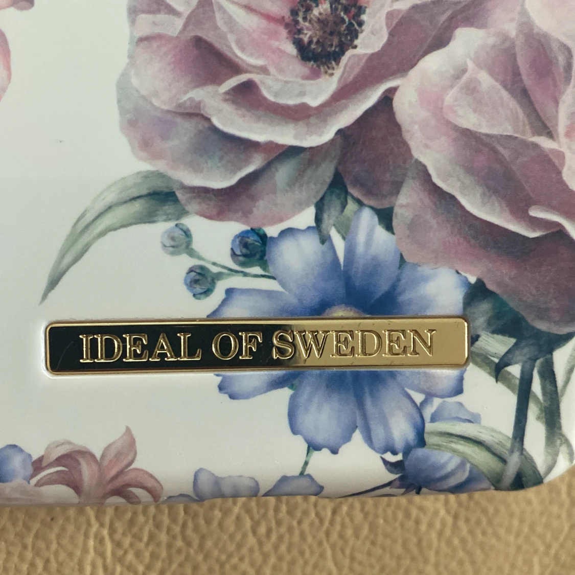 Ideal of Sweden  - 90