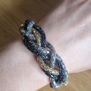 Flätat armband  - Ej tungt 