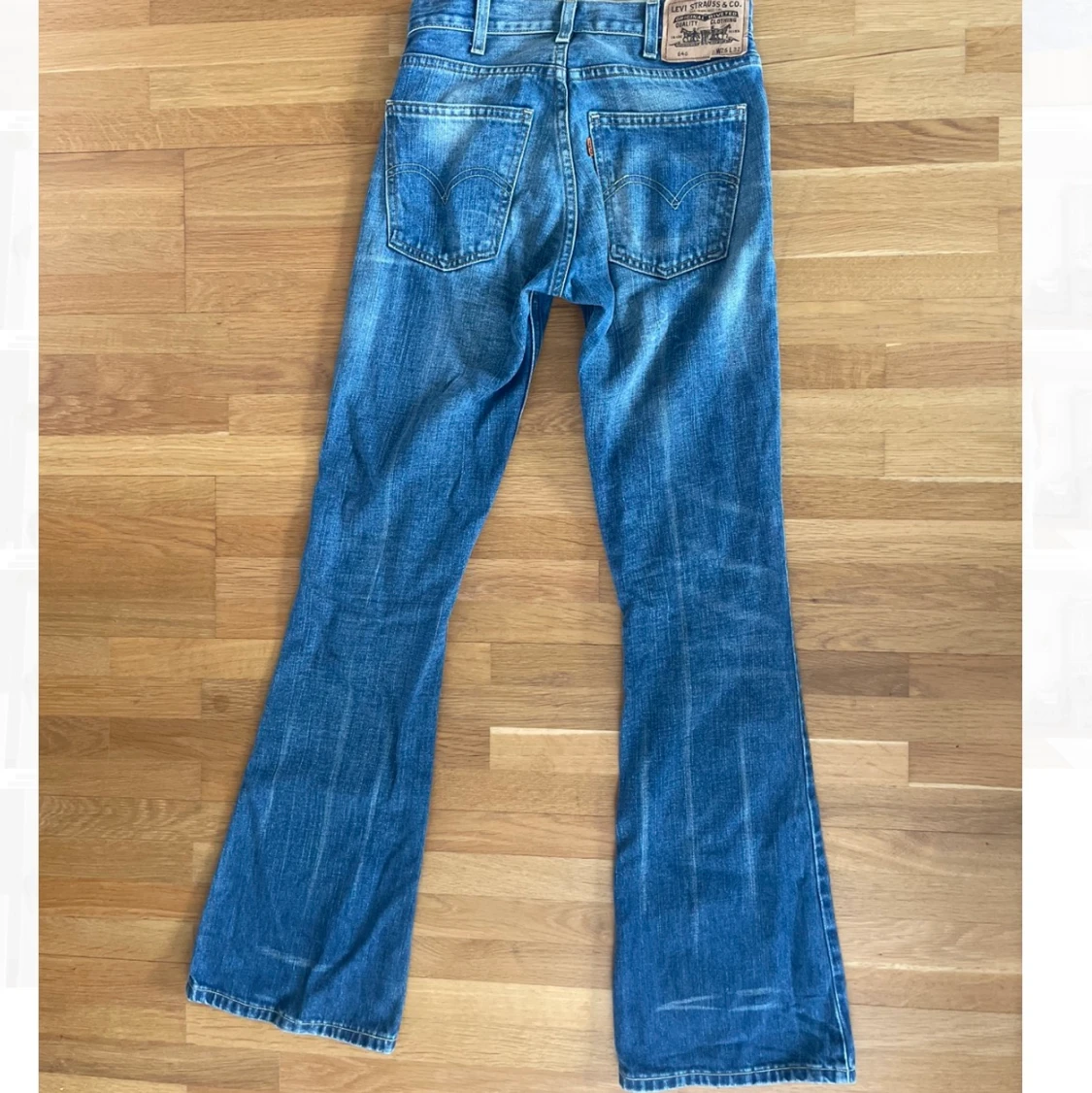 Levis bootcut jeans - 90