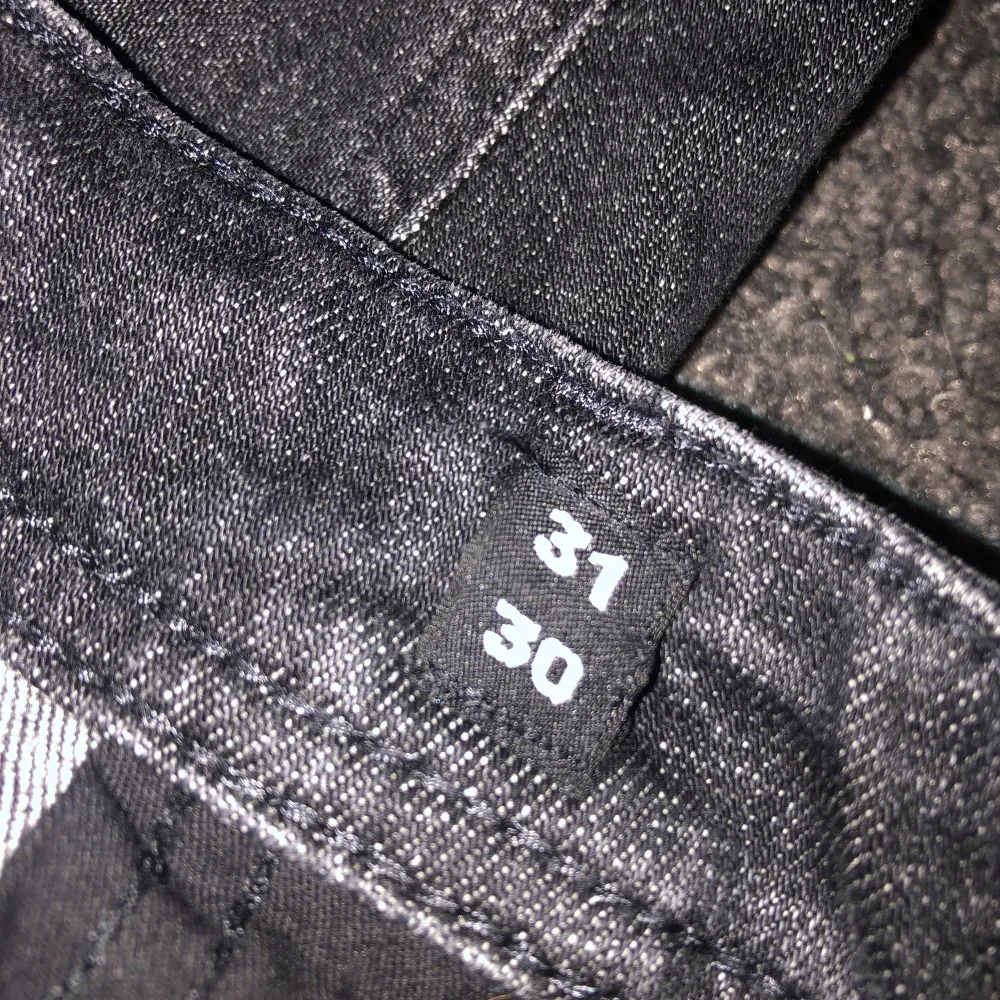 Fina Jack&Jones jeans använd fåtal gånger. Nyskick. . Farkut & Housut.