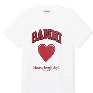 Ganni t-shirt - Säljer min ganni t-shirt som är i bra skick, nypris är 850kr om jag minns rätt!