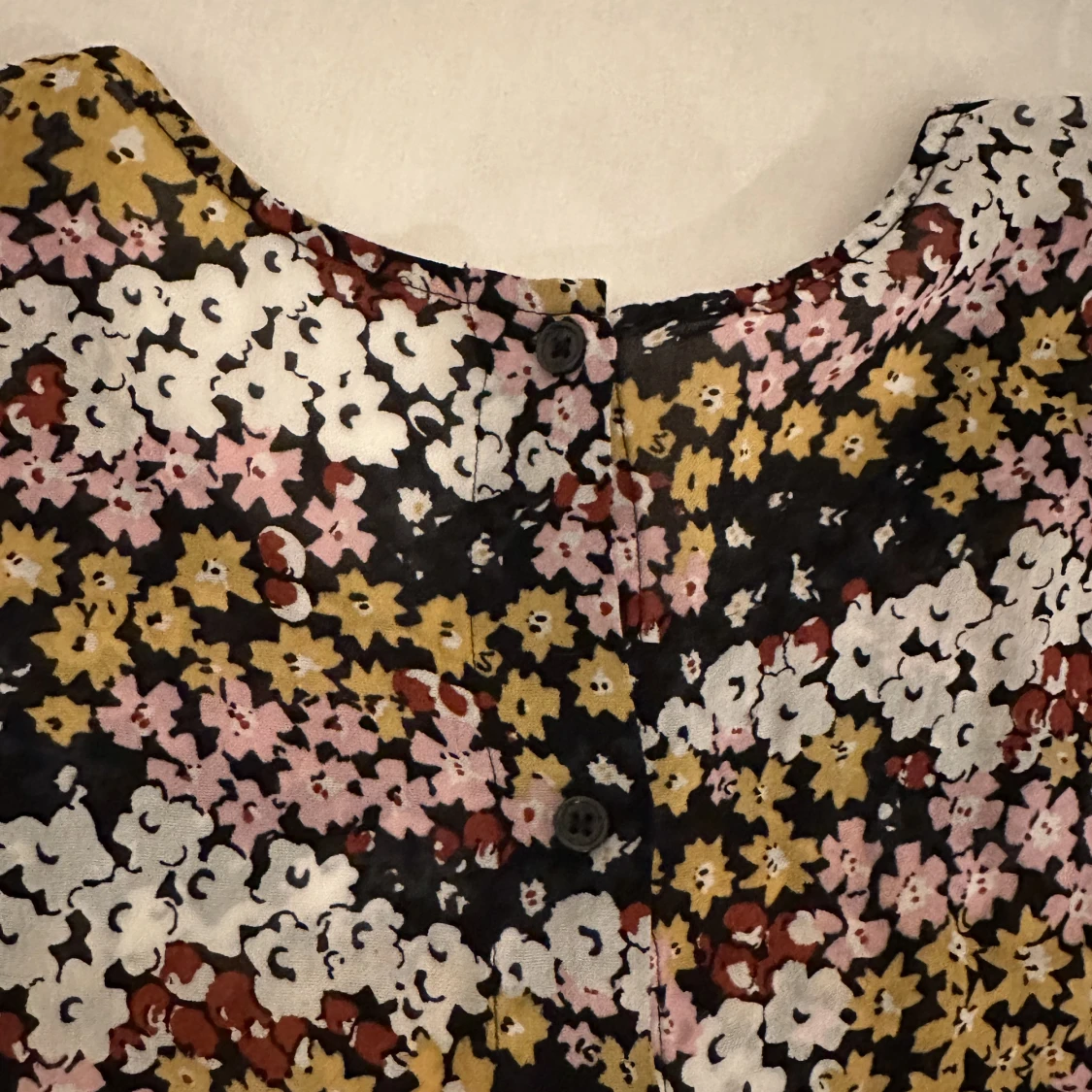 Blommig blus - 91