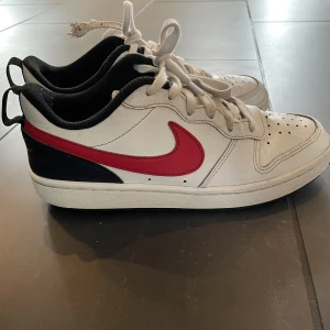 Nike sneakers  - Strl 38