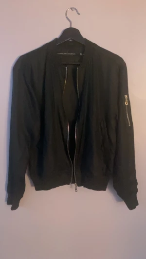 Bomberjacka  - Svart bomberjacka från lager 157