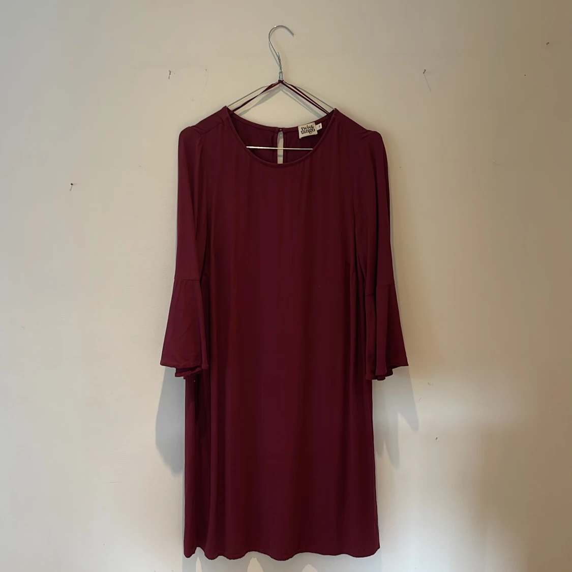 Långärmad viskosklänning - 91