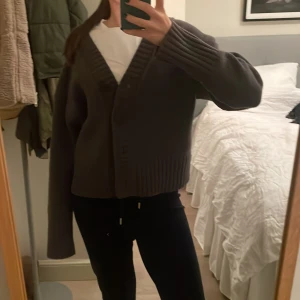 Kofta - Säljer denna jätte fina koftan nu till hösten🍁🍁