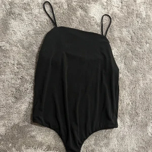 Body - Säljer för 90kr. Använt en gång