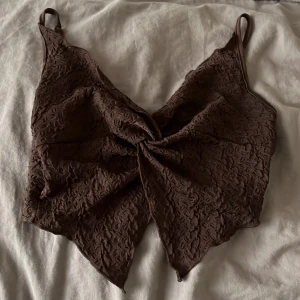 Linne  - Jättegulligt linne som knappt har används, skriv för mer bilder 🤍