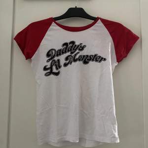 harley quinn t-shirt💋(står att det är storlek M men passar även S)