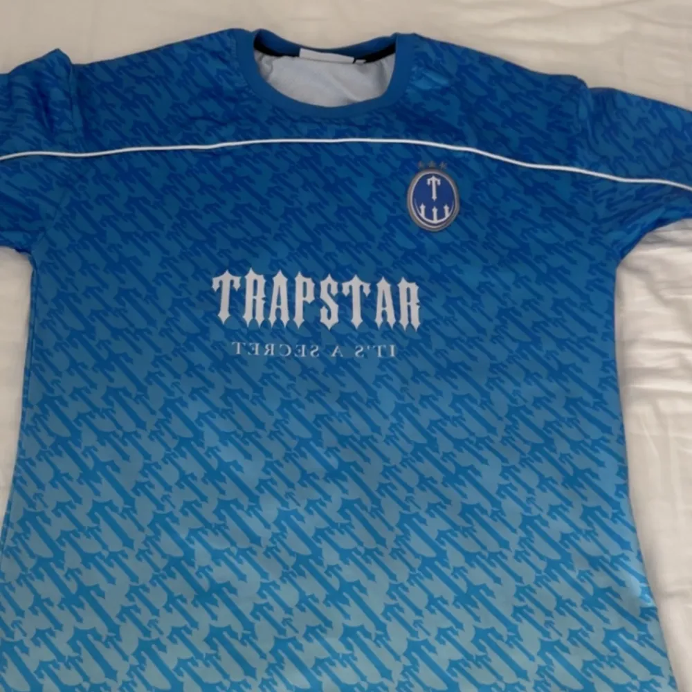 Trapstar T-shirt för endast 399kr Helt ny (Ej Använd). T-shirts.