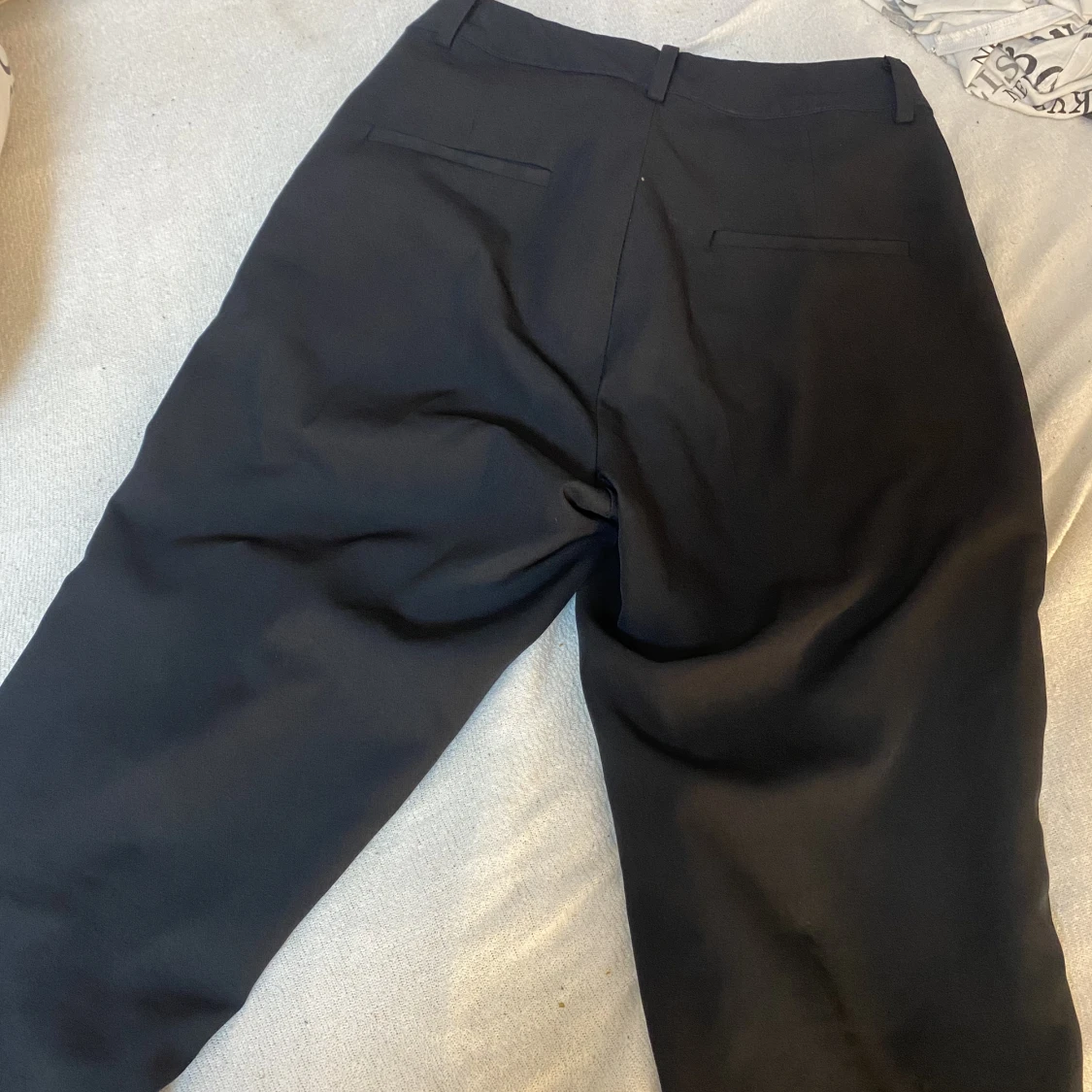 Kostymbyxor från bikbok - 90