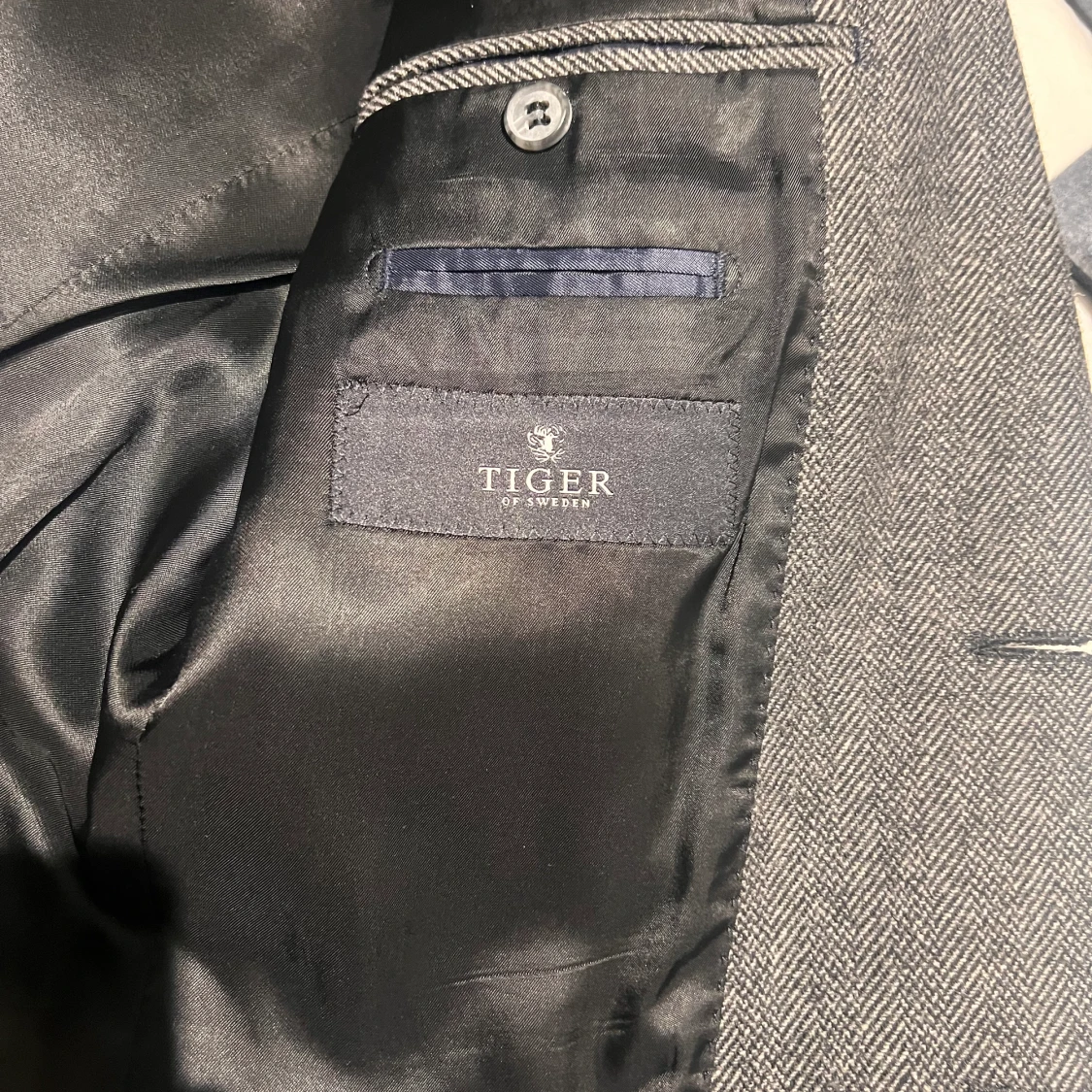 Tiger Of Sweden - 90