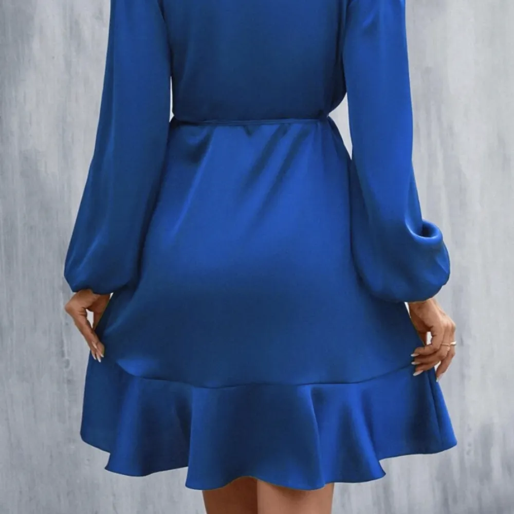 Blå klänning 💙aldrig använd . Klänningar.