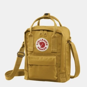 Mini fjällräven väska - Super gullig och praktisk väska från fjällräven. Säljer då jag har fler och inte får användning av alla. Färgen är gul. 