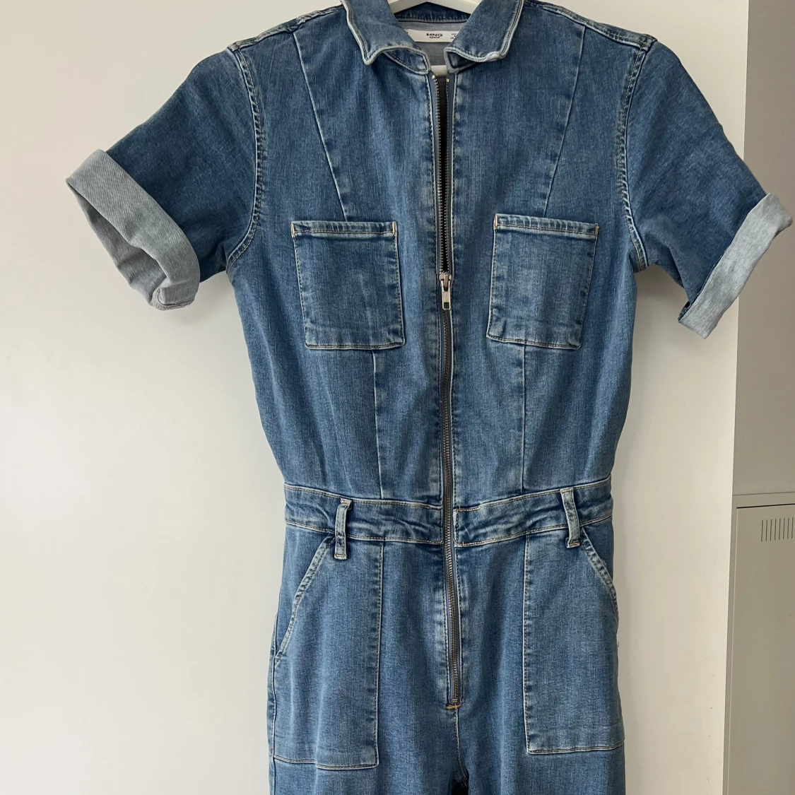 Jeansjumpsuit MANGO
