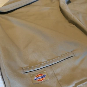 Kostymbyxor - Kostymbyxor från dickies, jättefint skick! 🖤