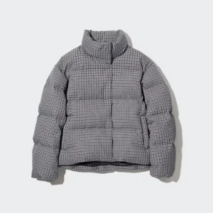 Uniqlo jacka - Säljer min jacka från uniqlo, inköpt förra vintern. Kommer inte till användning. Hör av er vid frågor 💞