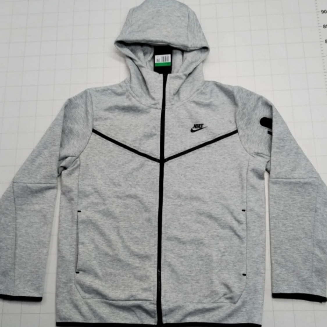 Nike tech fleece ljus grå 