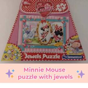 Säljer detta söta 104 bitar Minnie mouse pusslet med medföljande klistermärkes-stena. Fint skick, bara använt 1 gång och kartongen är som en väska med handtag. Skriv vid intresse/bilder. Läs gärna min profilbeskrivning innan du köper, tack! 😊💗