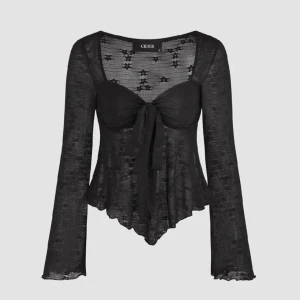 Cider - topp - Oanvänd superfin topp från Cider💞. Storlek M men sitter som en S. Säljer min pga av att jag skulle behövt en större storlek.<3 (Originalpris 192 kr). 