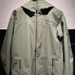 Peak Performance skal/skidjacka - Använd Max 5 gånger, 9/10