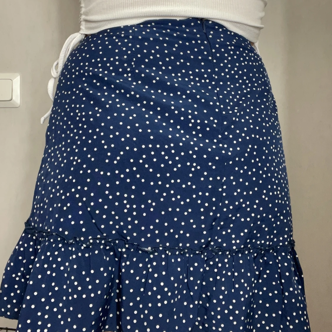 Blå prickig kjol - 90