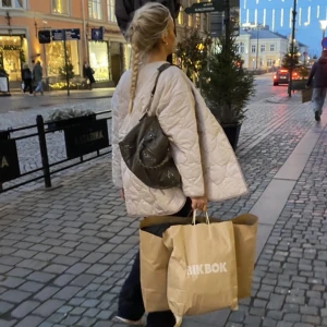 Vår jacka - Super fin som ny